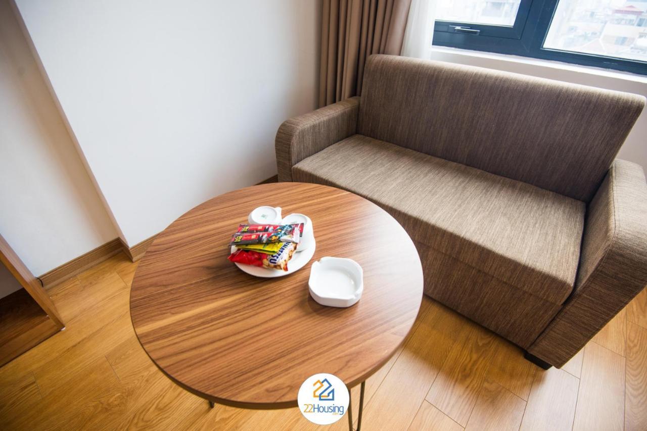 22Housing Luxury Hotel & Residence 39 Linh Lang Ханой Экстерьер фото